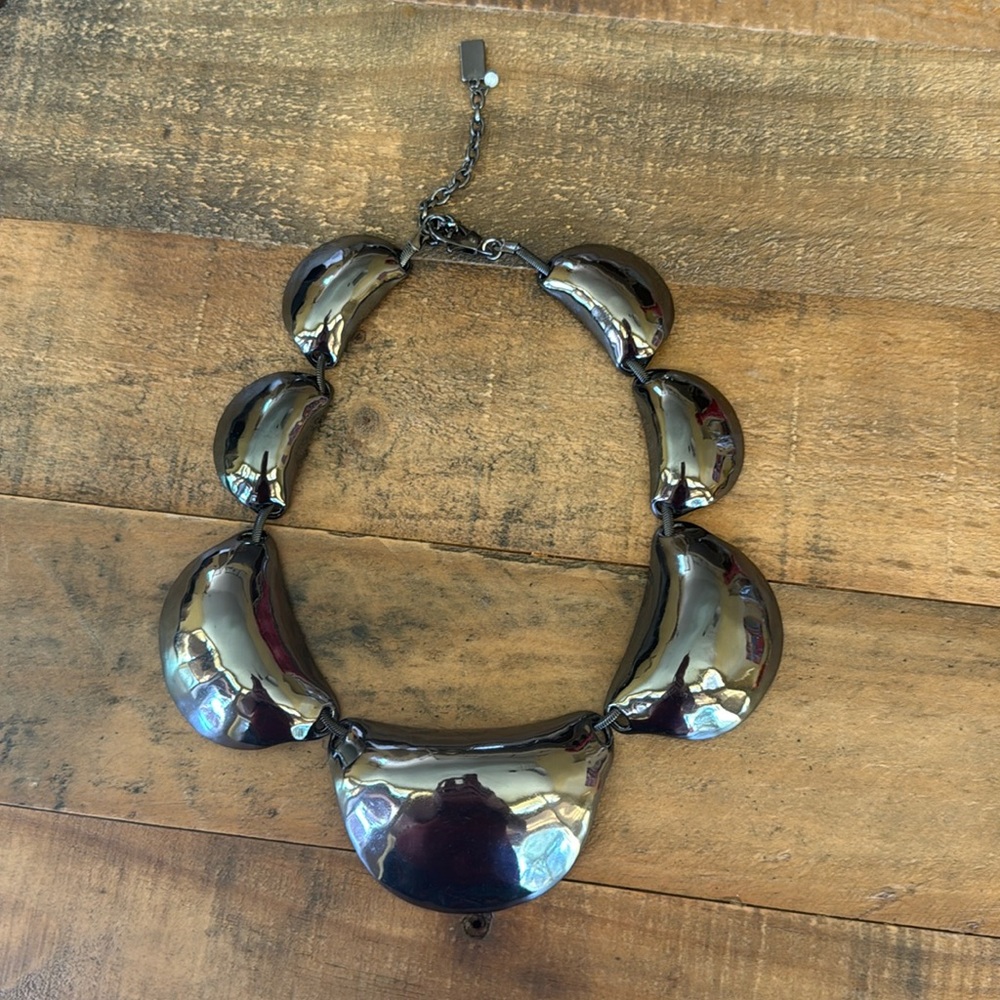NWOT Kenneth Cole Necklace
